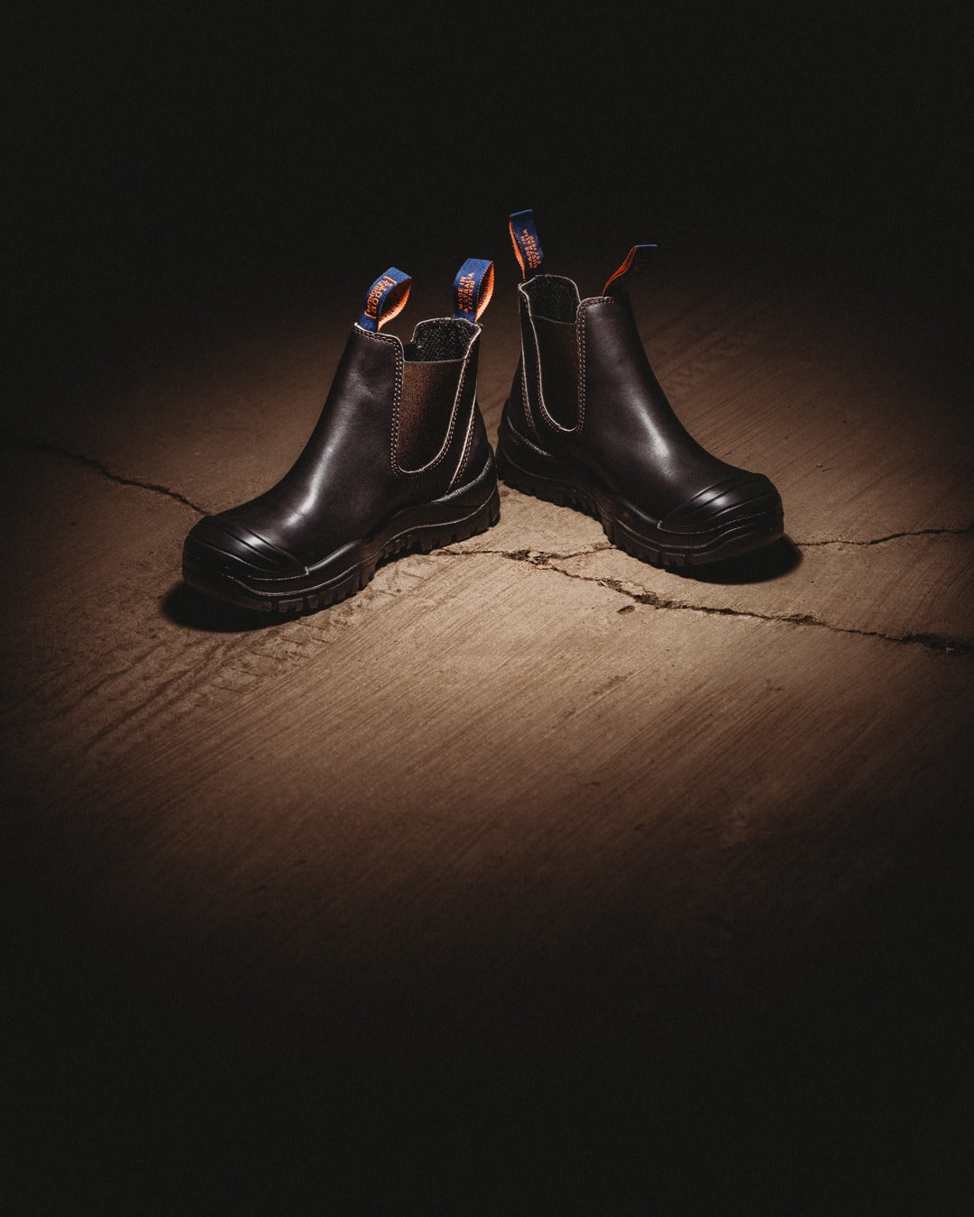 Mongrel 545030 Safety Dealer Boots Bump Cap